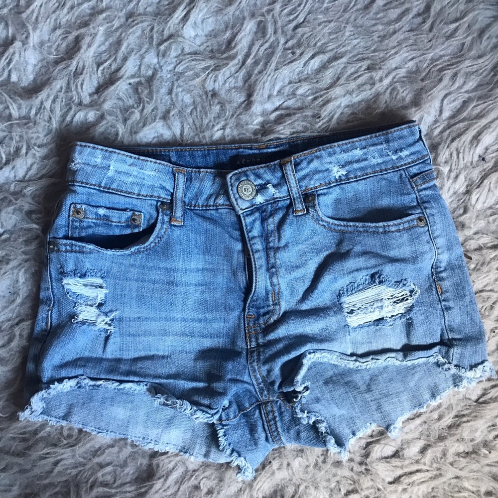 Light wash ripped high waisted shorts